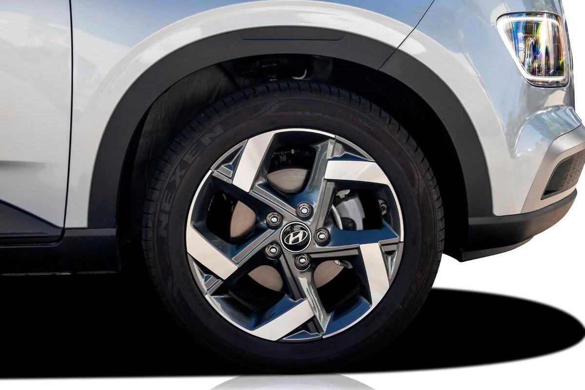 2024 Hyundai Venue Elite Auto MY24 image 19
