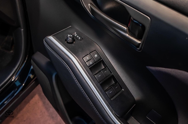 2023 TOYOTA Kluger Hybrid GX AWD image 22