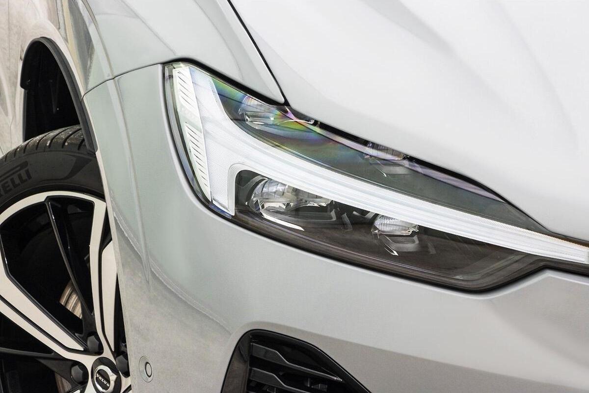 2024 Volvo XC60 Ultra T8 Plug-In Hybrid Auto AWD MY25 image 17