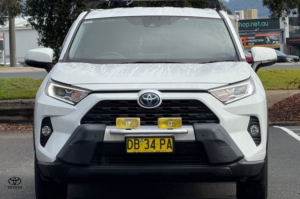 2021 Toyota RAV4 HYBRID GX AWD image 2