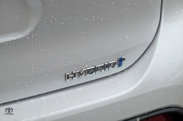 2023 Toyota KLUGER HYBRID GXL AWD image 22