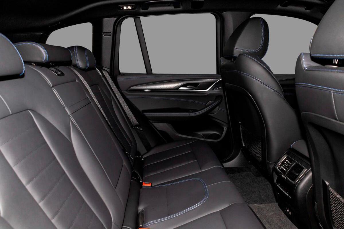 2025 BMW iX3 M Sport G08 Auto image 11