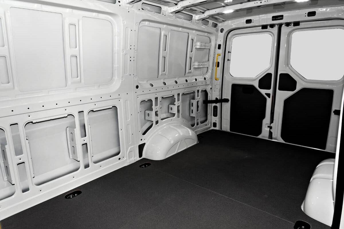 2024 Volkswagen Crafter 35 TDI410 SY1 Medium Wheelbase Auto 4MOTION MY24 image 7