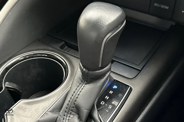 2023 Toyota Camry Hybrid Ascent Sport image 28