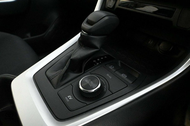 2023 Toyota Rav4 Hybrid GX AWD image 12