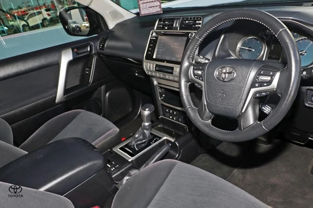 2019 Toyota Prado GXL image 8