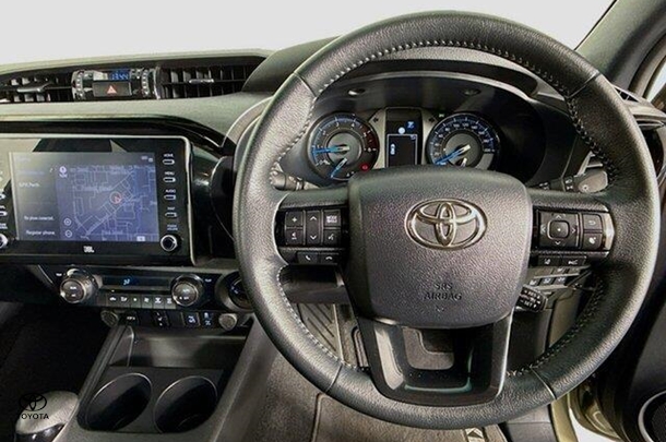 2023 Toyota Hilux Rogue image 20