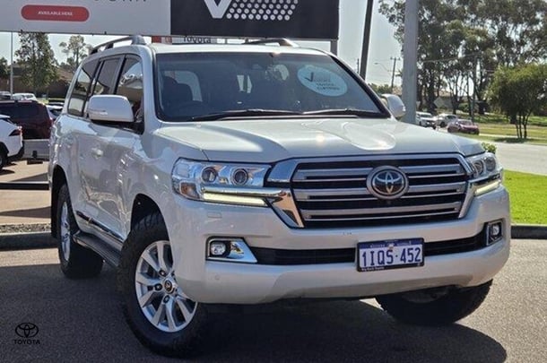 2020 Toyota Landcruiser Sahara image 12