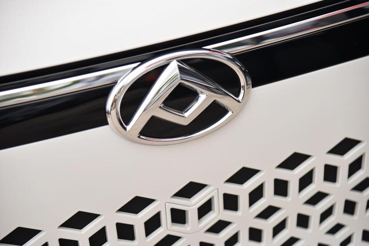 2024 LDV eDeliver 7 LWB Auto image 10