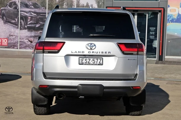 2022 Toyota Landcruiser Sahara image 4