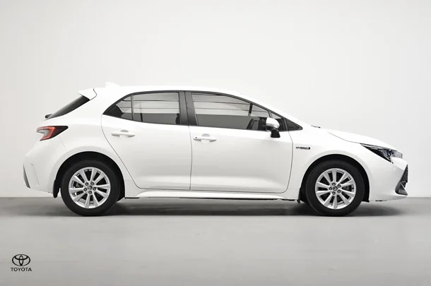 2024 Toyota Corolla Hatch Hybrid Ascent Sport image 3
