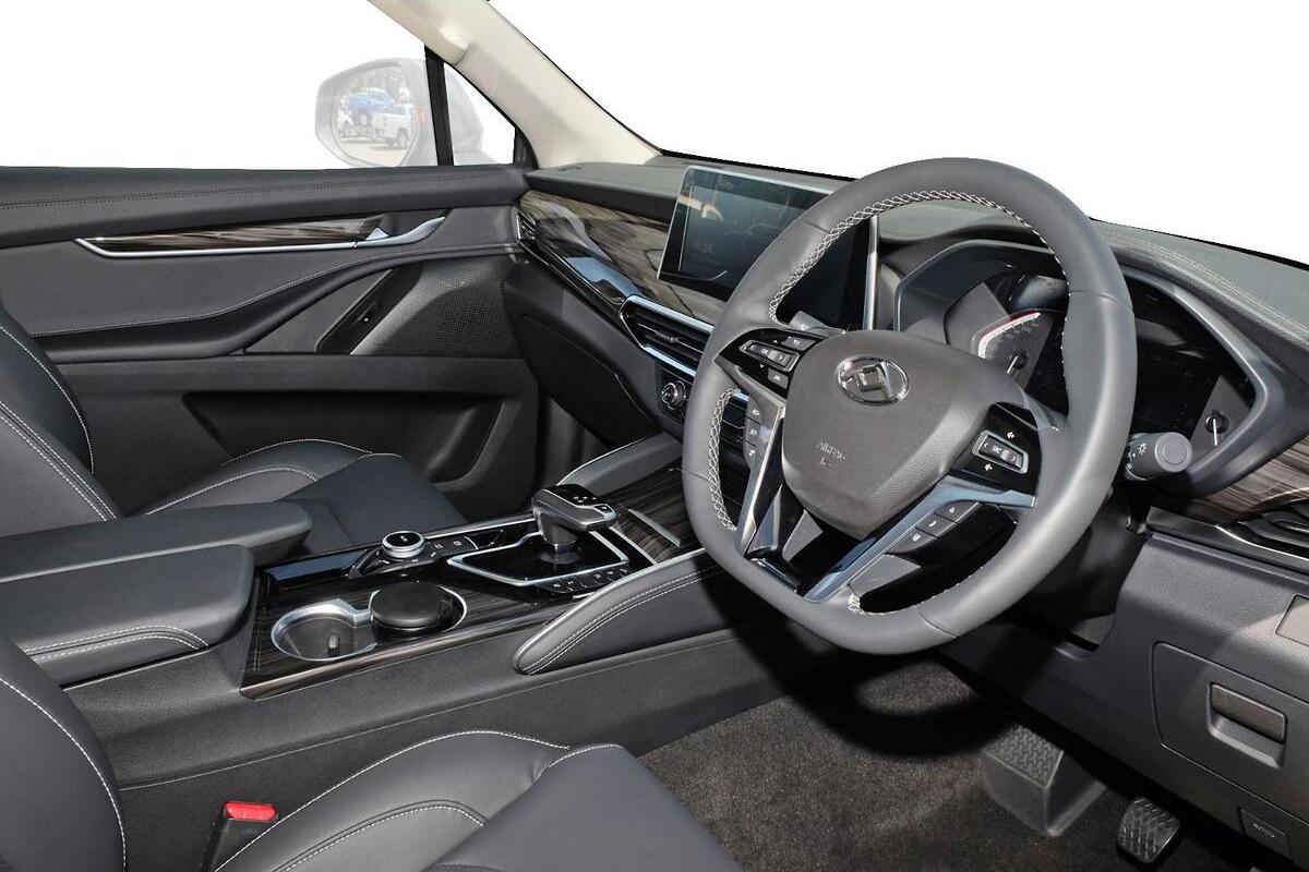 2024 LDV D90 Executive Auto 4x4 image 6