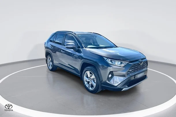 2021 Toyota RAV4 GXL-2WD image 2