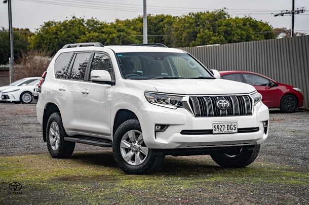 2022 Toyota PRADO GXL image 30
