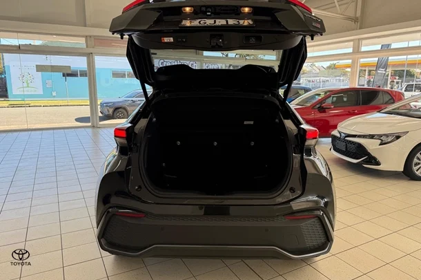 2023 Toyota C-HR Hybrid GR-S image 13
