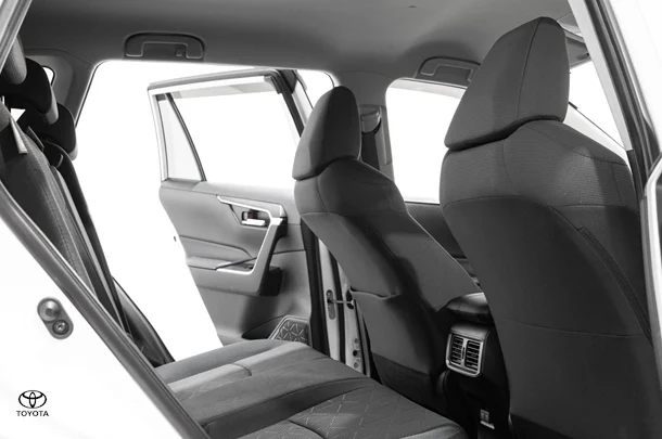 2021 Toyota RAV4 Hybrid GXL-2WD image 16