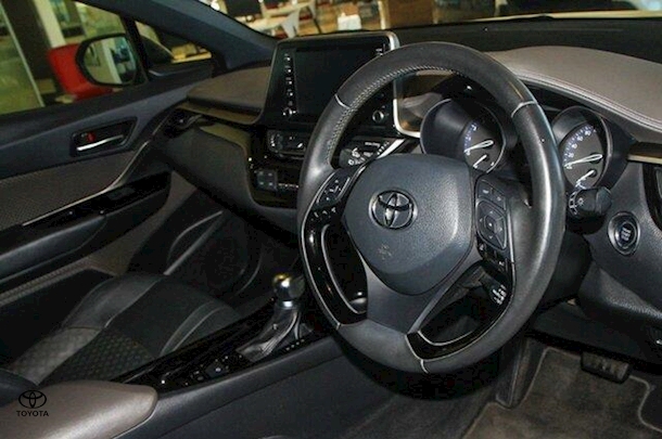 2021 Toyota CH-R Koba AWD image 17