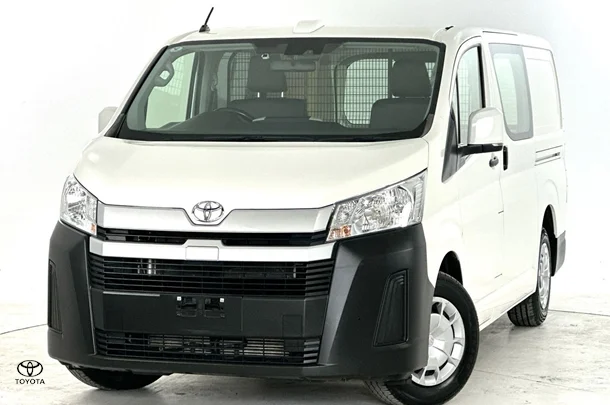 2021 Toyota Hiace LWB image 1