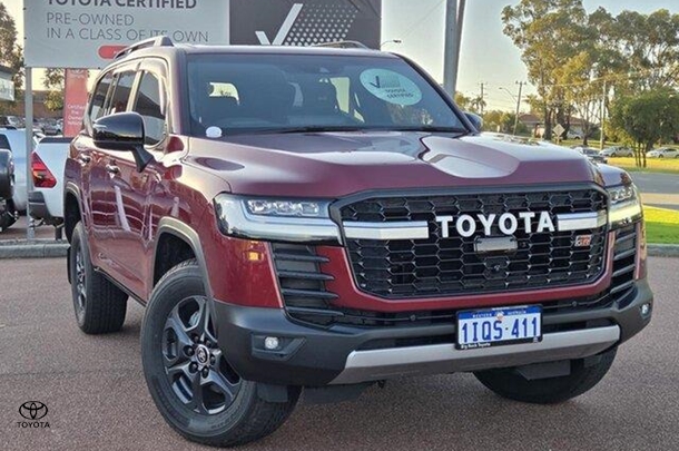 2022 Toyota Landcruiser GR-S image 14