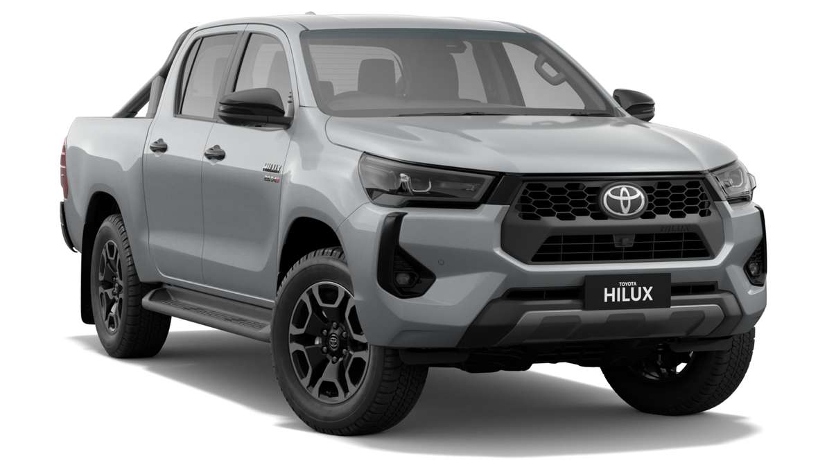 2025 Toyota Hilux 4x4 SR5 48V Double-Cab Pick-Up image 1