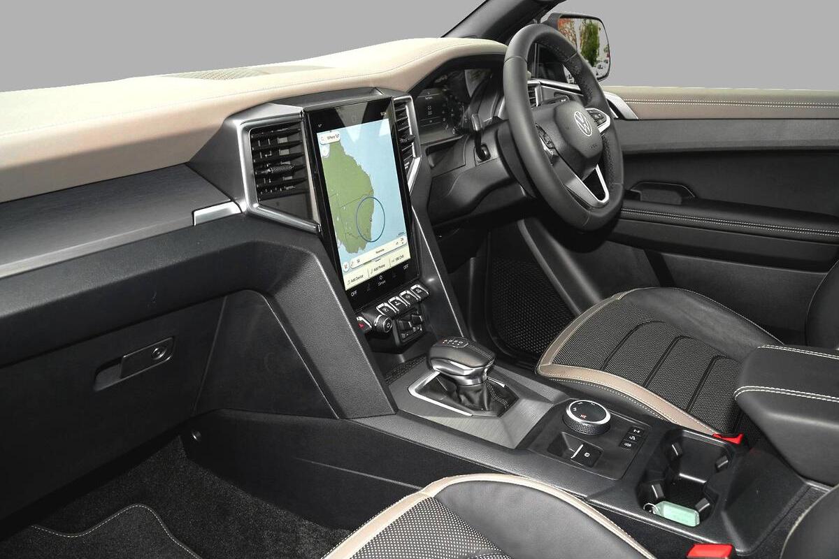 2024 Volkswagen Amarok TSI452 Aventura NF Auto 4MOTION Perm MY23 Dual Cab image 4