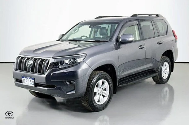 2022 Toyota Prado GXL image 4