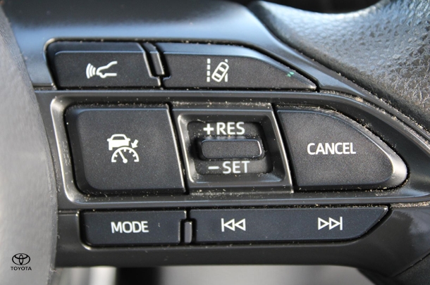 2021 Toyota Yaris Ascent Sport image 22