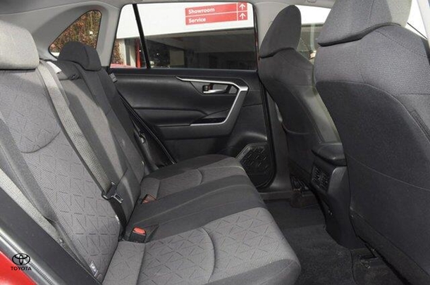 2020 Toyota RAV4 Hybrid GXL AWD image 7