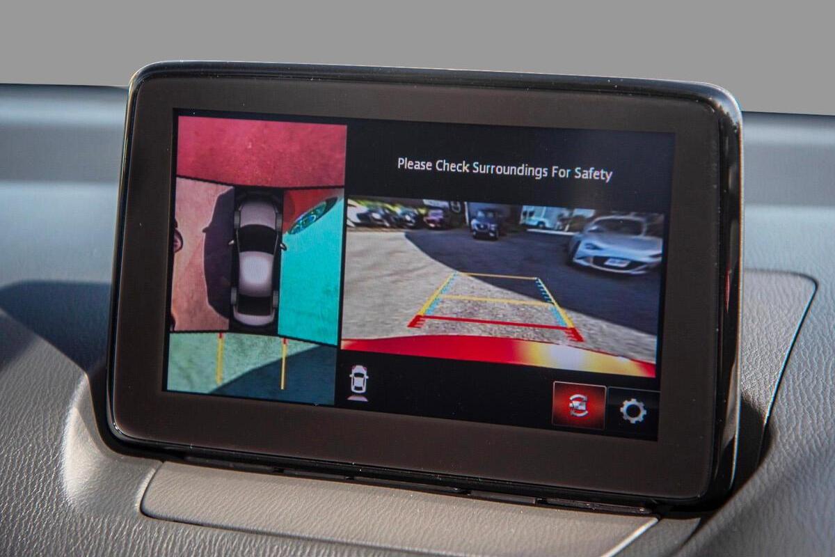 2024 Mazda 2 G15 GT DL Series Auto image 13