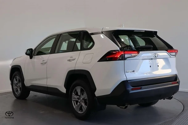 2022 Toyota RAV4 Hybrid GX AWD image 7