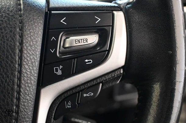2019 Toyota Prado VX image 15