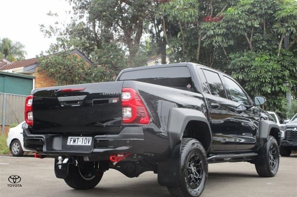 2023 Toyota Hilux GR-S image 8