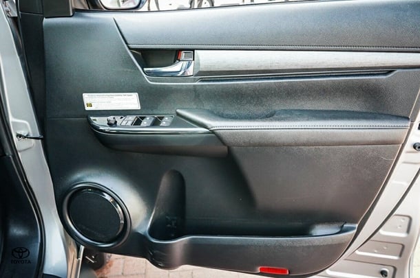 2021 Toyota Hilux 4x4 Rogue image 13