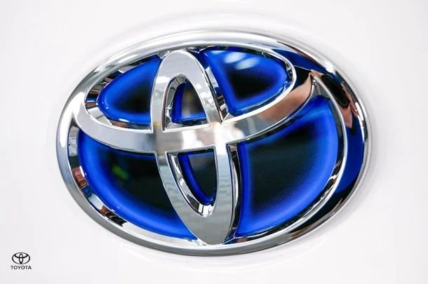 2023 Toyota Corolla Cross HV GX image 24