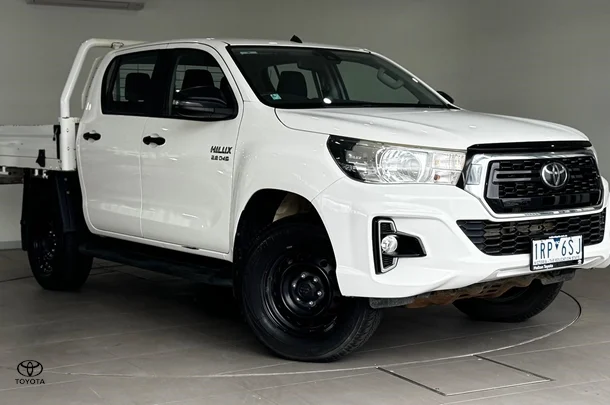 2020 Toyota Hilux SR image 3