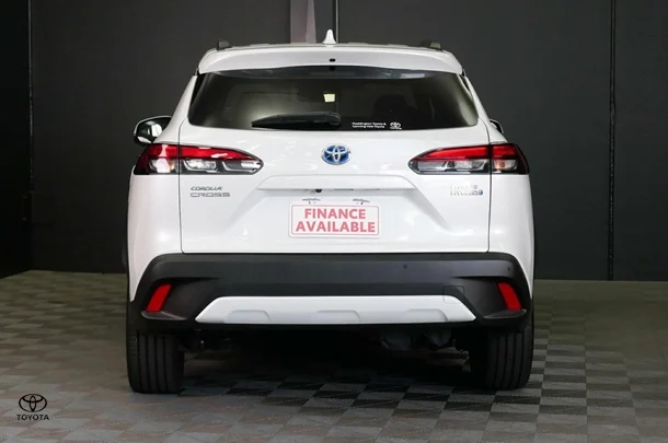 2023 Toyota Corolla Cross HV Atmos image 5