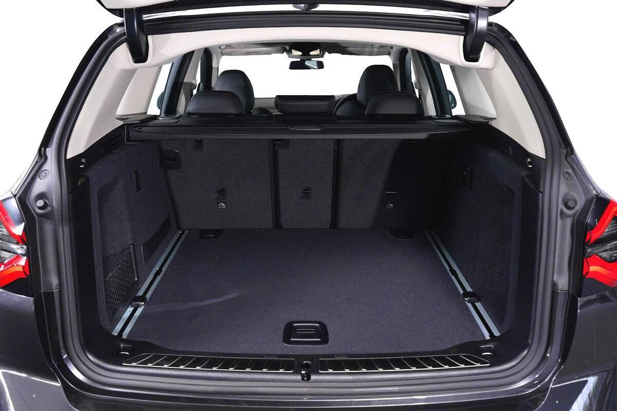 2024 BMW X3 xDrive20d G01 LCI Auto 4x4 image 9