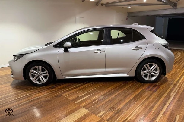 2021 Toyota Corolla Ascent Sport image 6