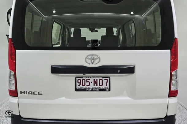 2025 Toyota Hiace LWB image 3