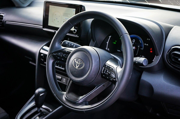 2024 Toyota Yaris Cross Hybrid GX image 15