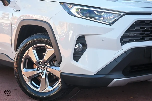 2020 TOYOTA RAV4 Hybrid GXL-2WD image 6
