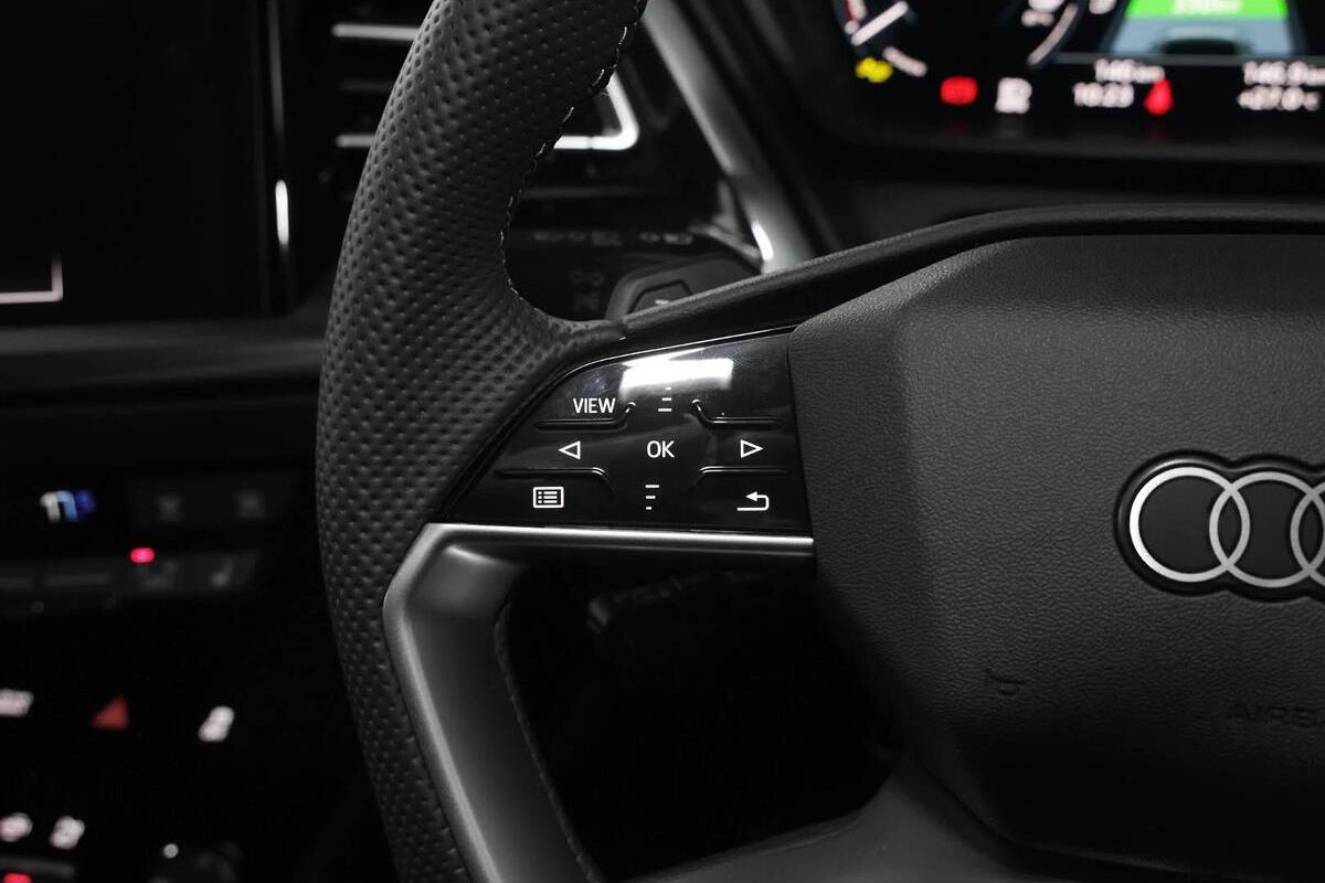 2025 Audi Q4 e-tron 55 Auto e-quattro MY25 image 15