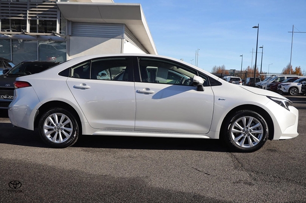 2024 Toyota Corolla Sedan Hybrid Ascent Sport image 10