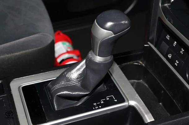 2019 Toyota Prado GXL image 14