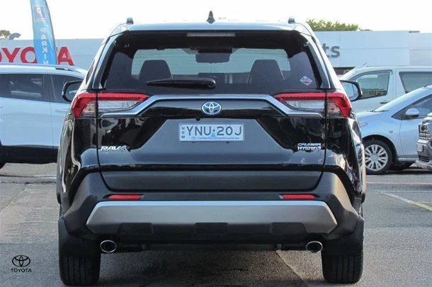 2023 Toyota Rav4 Hybrid Cruiser 2WD image 5