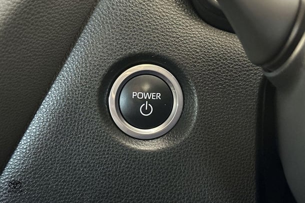 2023 Toyota Corolla Sedan Hybrid Ascent Sport image 17