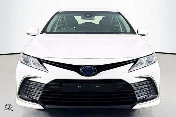 2021 Toyota Camry Hybrid Ascent image 2
