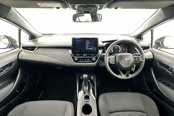 2022 Toyota Corolla Ascent Sport image 2