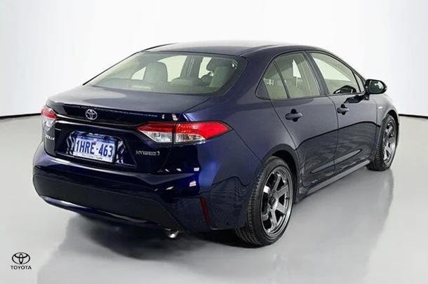 2022 Toyota Corolla Sedan Hybrid Ascent Sport image 10