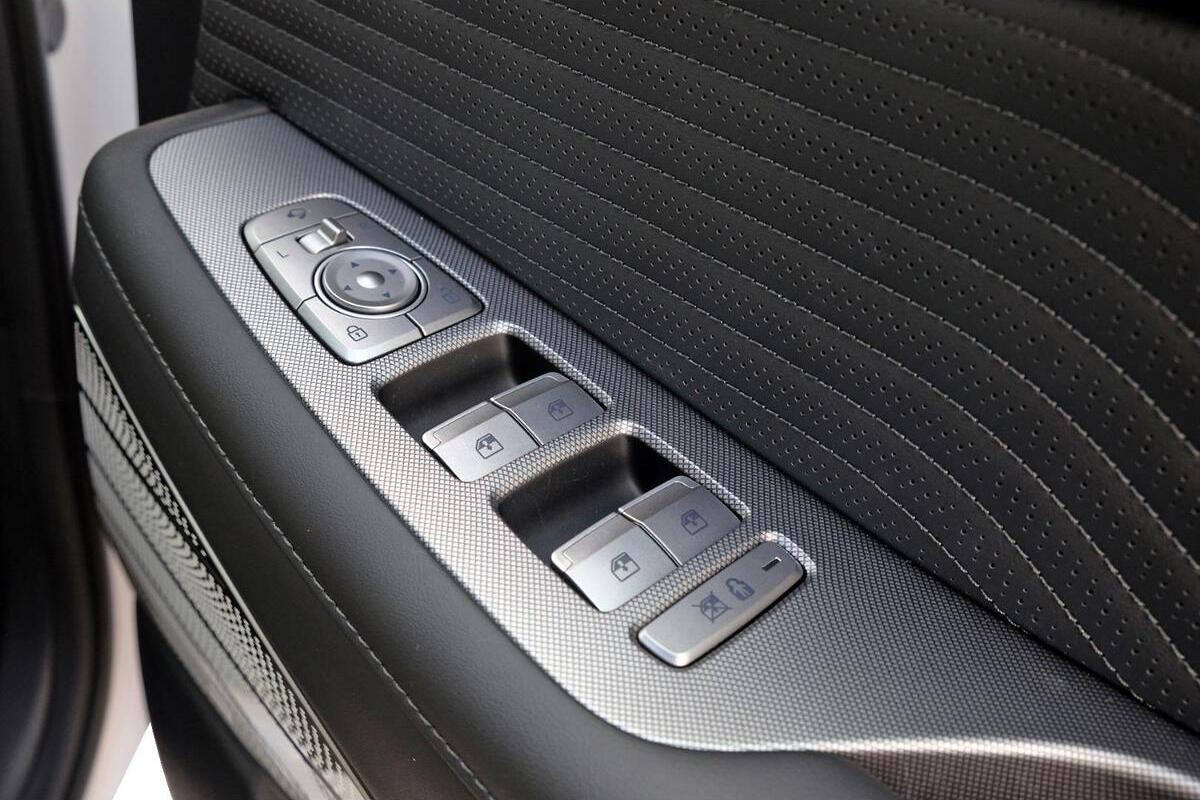 2024 Hyundai Palisade Calligraphy Black Ink Auto AWD MY25 image 16